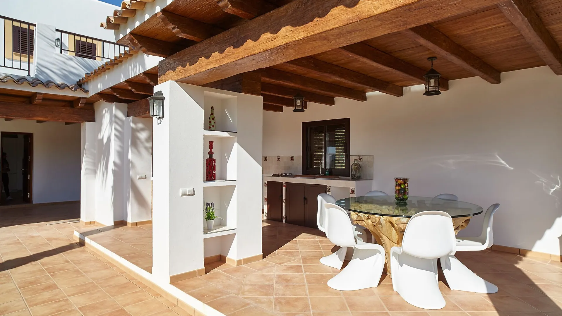 Villa White Duke San Antonio  Spain