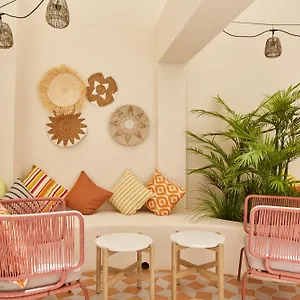 Excelsior Estudios & Appartement
